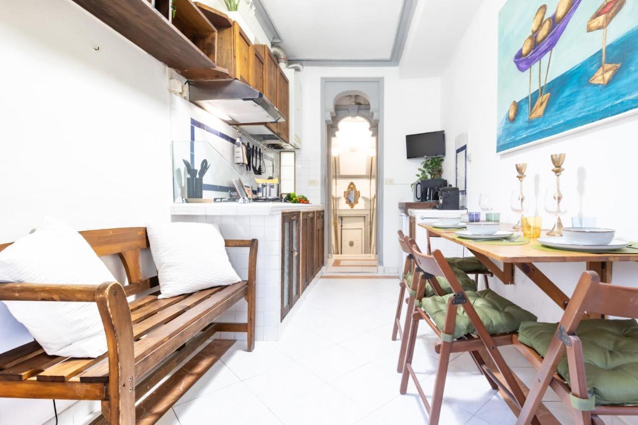 Ferienwohnung Firenze Duomo 400 Metri *Dimora Degli Specchi* Exterior foto