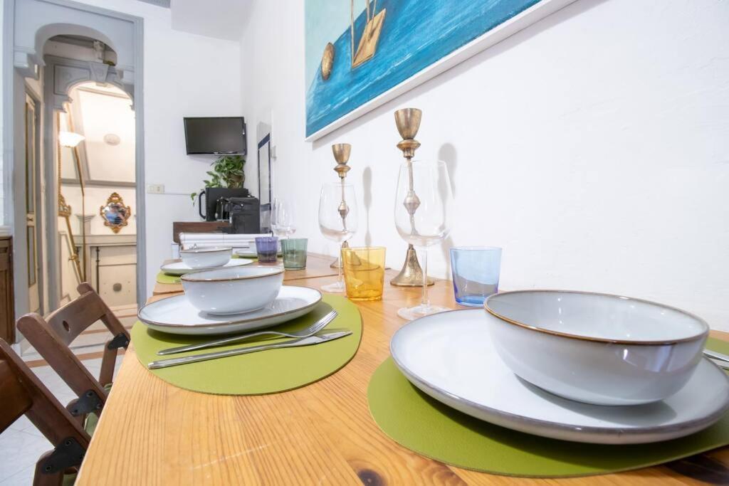 Ferienwohnung Firenze Duomo 400 Metri *Dimora Degli Specchi* Exterior foto